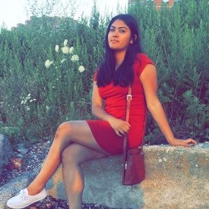 Meet your Posher, Vivian